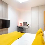 - With Balcony - Relaxing Sleep Apartament