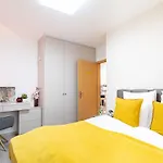 Apartament - With Balcony - Relaxing Sleep *