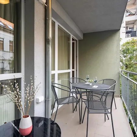 Apartament - With Balcony - Relaxing Sleep *